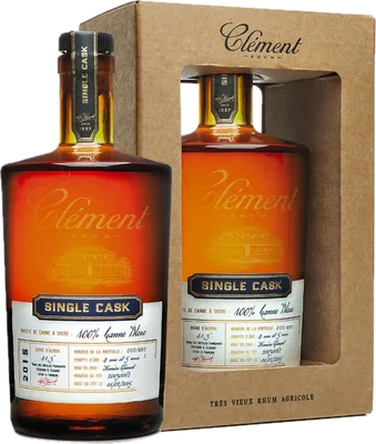 Bouteille de spiritueux : Single Cask Canne Bleue de la marque Clément