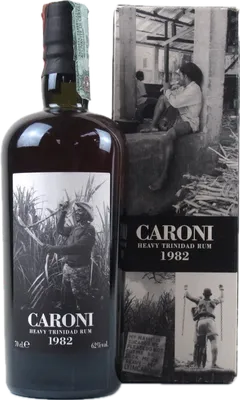 Bouteille de spiritueux : Heavy Trinidad Rum de la marque Caroni