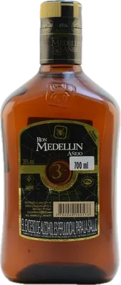 Bouteille de spiritueux : Medellín 3 Ans de la marque Licores De Antioquia