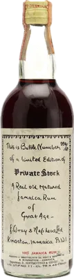 Bouteille de spiritueux : Private Stock Bot. 1969 de la marque J. Wray & Nephew LTD.
