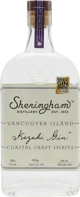 Bouteille de spiritueux : Kazuki Gin de la marque Sheringham