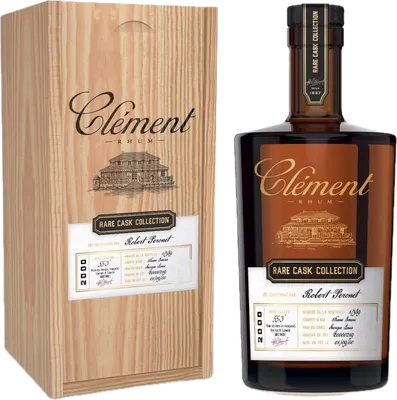 Bouteille de spiritueux : Rare Cask Collection Robert Peronet de la marque Clément