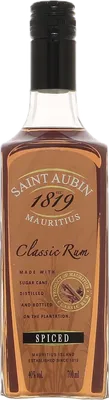 Bouteille de spiritueux : Spiced Rum de la marque Saint Aubin