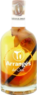 Bouteille de spiritueux : Ti Arrangé Mangue Passion Curcuma de la marque Les Rhums de Ced'