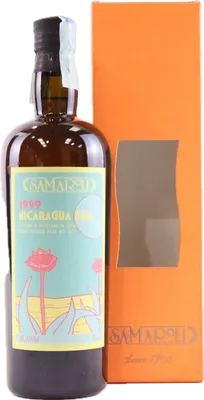 Bouteille de spiritueux : Nicaragua Rum de la marque Samaroli