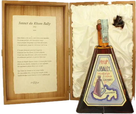 Bouteille de spiritueux : Plantation Lajus du Carbet de la marque J. Bally