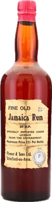 Bouteille de spiritueux : Fine Old Jamaica Rum de la marque Flower & Sons Ltd.