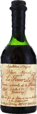 Bouteille de spiritueux : Old Cuvee Speciale de la marque La Favorite