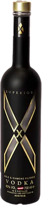 Bouteille de spiritueux : Vodka Superior de la marque X Spirits