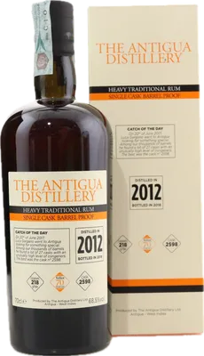 Bouteille de spiritueux : Heavy Traditional Rum Single Cask de la marque Vélier
