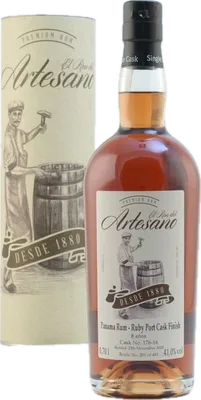 Bouteille de spiritueux : Panama Rum Ruby Port Cask Finish de la marque El Ron del Artesano