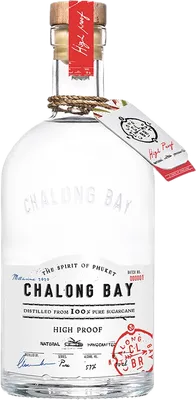 Bouteille de spiritueux : High Proof de la marque Chalong Bay