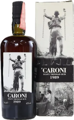 Bouteille de spiritueux : Heavy Trinidad Rum de la marque Caroni