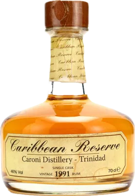 Bouteille de spiritueux : Distillery de la marque Caroni