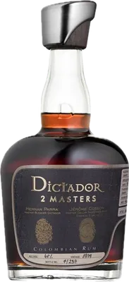 Bouteille de spiritueux : 2 Masters Chateau d'Arche 1979 de la marque Dictador