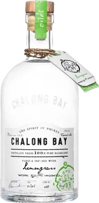 Bouteille de spiritueux : White Rum Infused with Lemongrass de la marque Chalong Bay