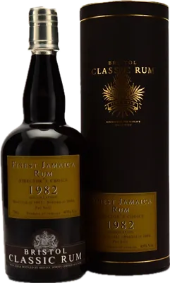 Bouteille de spiritueux : Jamaica Director's Choice de la marque Multi Distilleries