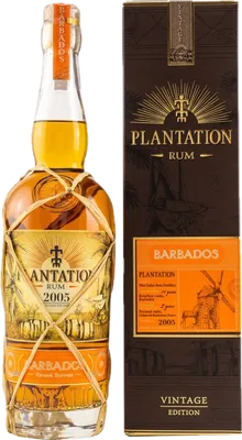 Bouteille de spiritueux : Barbados de la marque Plantation