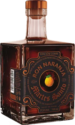 Bouteille de spiritueux : Ron Naranja Premium de la marque Martes Santo