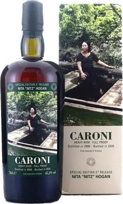 Bouteille de spiritueux : 3rd Employees Nita „Nitz“ Hogan de la marque Caroni
