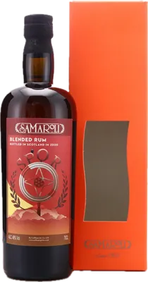 Bouteille de spiritueux : Blended Rum 2020 de la marque Samaroli