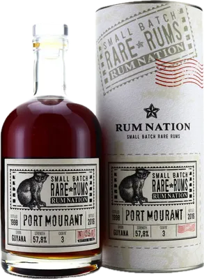 Bouteille de spiritueux : Small Batch Rare Rums de la marque Rum Nation