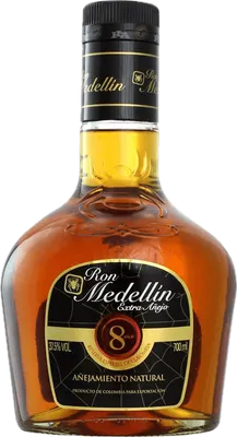 Bouteille de spiritueux : Medellín 8 Ans de la marque Licores De Antioquia
