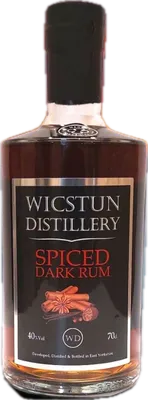 Bouteille de spiritueux : Spiced Dark Rum de la marque Wicstun Distillery