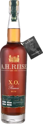 Bouteille de spiritueux : XO Reserve Rum Port Cask de la marque A.H. Riise