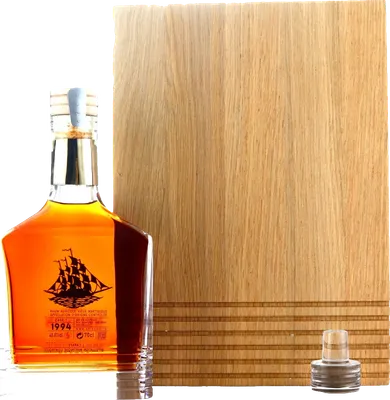 Bouteille de spiritueux : Armada de la marque Neisson