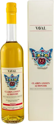 Bouteille de spiritueux : Vaval Clairin Ansyen de la marque Arrawak