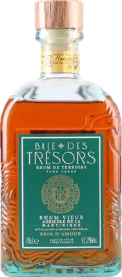 Bouteille de spiritueux : Brin d'Amour de la marque Baie des Trésors