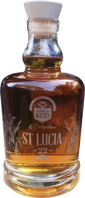 Bouteille de spiritueux : Exception St Lucia 22 ans de la marque Famille Ricci
