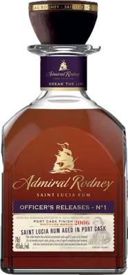 Bouteille de spiritueux : Admiral Rodney Officer's Releases N1 de la marque Saint Lucia Distillers