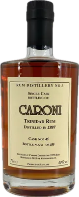 Bouteille de spiritueux : Trinidad Rum de la marque Caroni