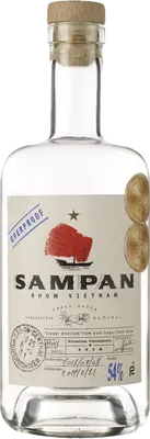Bouteille de spiritueux : Sampan Blanc Overproof de la marque Distillerie d’Indochine