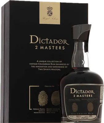 Bouteille de spiritueux : 2 Masters Royal Tokaji 1977 de la marque Dictador