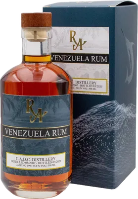 Bouteille de spiritueux : Venezuela Rum de la marque Rum Artesanal