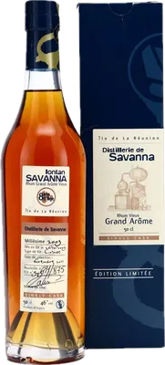 Bouteille de spiritueux : Lontan de la marque Savanna