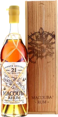 Bouteille de spiritueux : 21 ans Macouba de la marque Rhum J.M