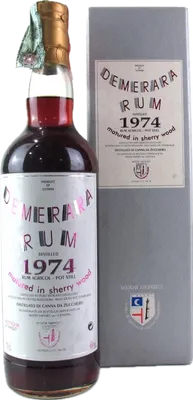 Bouteille de spiritueux : Demerara Rum de la marque Moon Import