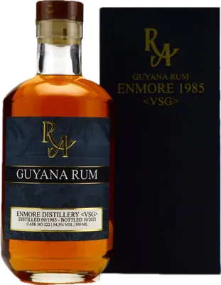 Bouteille de spiritueux : Guyana Rum de la marque Rum Artesanal
