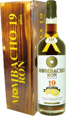 Bouteille de spiritueux : 19 Years Old de la marque Mombacho