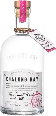 Bouteille de spiritueux : White Rum Infused with Sweet Basil de la marque Chalong Bay