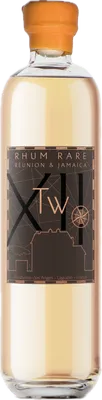 Bouteille de spiritueux : Réunion & Jamaica de la marque Twelve Whisky d’Aubrac