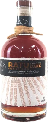 Bouteille de spiritueux : Dark Premium Rum de la marque Ratu