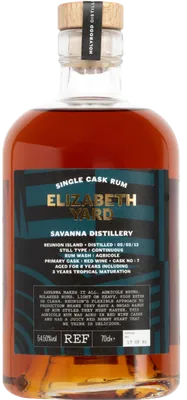 Bouteille de spiritueux : Savanna Distillery #REF de la marque Elizabeth Yard