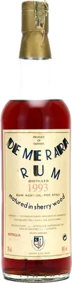 Bouteille de spiritueux : Demerara Rum de la marque Moon Import