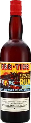 Bouteille de spiritueux : Ebb-Tide Fine Old Jamaica Rum de la marque J. & G. Stewart Ltd