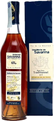 Bouteille de spiritueux : Intense de la marque Savanna